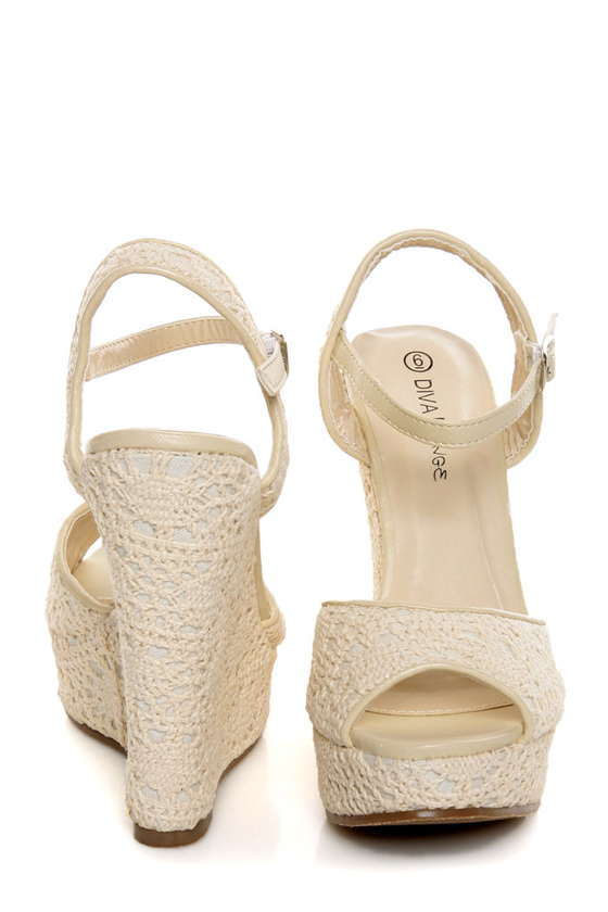 Diva Lounge Madison 13 Beige Crochet Platform Wedges