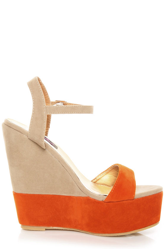shyicelia09orangea.jpg