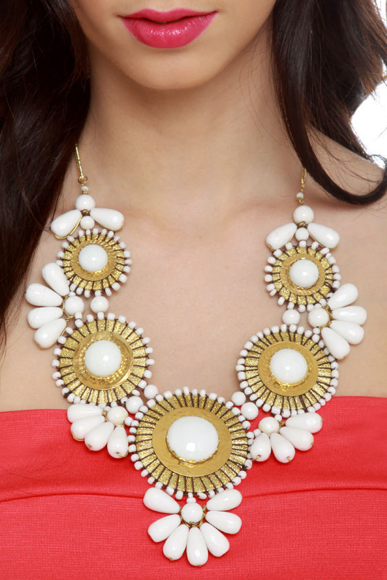 Zad Neptune\'s Treasure White Necklace
