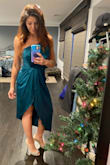 Really beautiful emerald green-almost teal color. Very comfortable and fit perfect - Cc C.