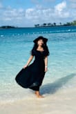 I love the fit and how easy it looks. It's flowy. - Varsha V.