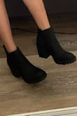 These are so comfy to wear even when you need to walk a lot! 10/10 would recommend. - Eunice A.