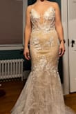 This dress has a great structure. It looks great on! - Corrin R.