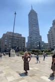 Me encanto el vestido, queda muy bien. Es cómodo para estar turisteando.

I love the dress, it fits very well. It is comfortable to be sightseeing.'

Translated by Lulus - Tanya A.