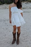 It's surprisingly well made. Doesn't overwhelm a small frame. Can be dressed up or down. You can even tuck over and in the top tier and have a completely different look! - Christina T.