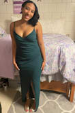 Very cute and comfortable, stretchy material! - Soraya C.