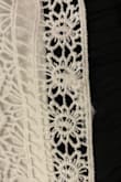The finishing on this top is awful, huge knotted tangles in the lace, and the strap is sewn in a way that one side jutted out like a complete mistake. - Nayoun K.