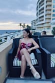 I first ordered a size XS but it didn't fit from my back. I then ordered a size S and it fits perfectly. One of my favourite dresses. Can also be worn for a wedding :) - AMANDA I.