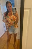 Love the colors, perfect for summer, especially if you have a Hawaiian or luau themed event! - Allison A.