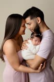 I loved it, I bought it for the photo section of my newborn baby and I loved it. I'm Xs but since I was freshly born I bought it S. - Johanni E.