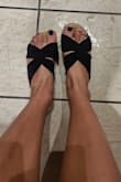 Love these sandals, they're really comfortable and at the same time they look cute. - Yasmin K.