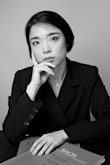 I bought the Blazer as well as the Skorts/Shorts to wear them as a set.
It looks fine buttoned/unbuttoned, although I do I prefer wearing the blazer alone, just as a shirt.
In terms of fit, there is enough room for me to wear long sleeve or a shirt underneath if I want to. - Yearim Y.