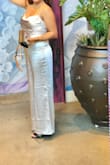 Great fit! Love the fabric satin and the cream color on my dark skin. - Sophia R.