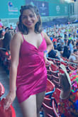 I love how this fits me. Love the stretchy material but it keeps on sliding up while walking. - Samichya S.