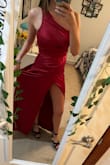 I originally bought a small but it was too big so I ordered the XS and it fit perfectly. I would say this dress runs a little bigger. Besides that, the dress is amazing and had quality material!! I highly recommend - Erica B.