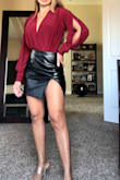 I would say this runs true to size on me but if you have a booty might want to size up. I got XS and it fits pretty good and it would have been too big if I got S size. I also got the caramel color too. Wore it with bodysuit from Lulus as well. - Amy V.