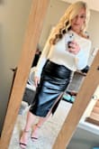I absolutely loved the Mireya skirt! It fit perfectly and the slit gave that extra little edge I was looking for to the outfit. I give it a 10 out of 10! - Stacy K.