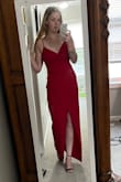 i didn't end up choosing this dress but it's cute. i wish there was more support for my boobs tho. - Morgan E.