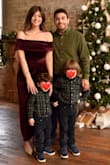 Beautiful dress, wore it for a Christmas family photo shoot.  Great quality and great fit! - Abdul C.