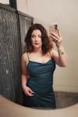 This dress fit my hourglass body like.a.glove.
I got several compliments and cannot wait to wear it again! This dress is a showstopper! - Tommi W.