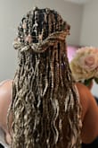 Nice piece if you have braids or a pony tail, just sticks right in. Matched my shoes and bouquet. - Ashley M.