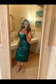 This dress is very beautiful, and comfortable - Cinthia R.