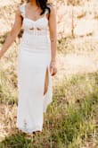 Perfect dress. Very delicate and beautiful. Good quality. - Damarys P.