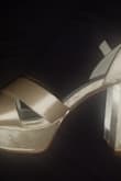 They were stunning, comfortable, and perfect for my courthouse wedding. Perfect sizing as well. - Arisbeth V.