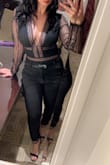 It came in just as it is pictured. It fit really well and I got tons of compliments on it. - Alisha W.