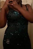 Cute dress, sparkles a little itchy, tall-girl friendly! - Denshy S.