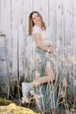 Fits well, super soft and it's not too long (5'2 awesome for pictures! - Ava M.
