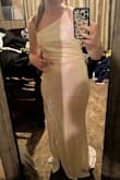 It fits perfectly and looks just like the photo! - Averie R.