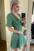 This one is professional and makes me feel so beautiful! Love it for work or just going to the farmers market - Tawni T.