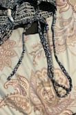The strap came burst and the part of the bust does not fit at all - Maria V.