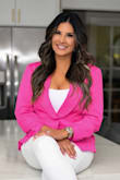 It's beautiful and the color pops, you won't be disappointed - Vanessa