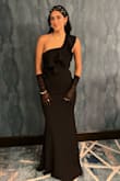 This was such a party stopper dress!! Fits perfectly; and looks even better. - Merle A.