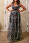 There is just too much material around the waist. I look ginormous. - Adrianna O.