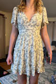 Bought this for my daughter for her high school graduation and family photos.
She is a size 3 in jr clothes, and this fit good, could have been 1/2 tighter in waist and had a little gapping on her chest but was fixable with double sided tape. - Cailyn B.