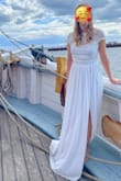Use el vestido para mi elopement y fue perfecto, la calidad es muy buena. El único problema es que quedaba bastante larga la falda, yo decidí dejarlo así, pero se podría haber acortado. - Celeste R.