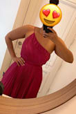 Este vestido es una belleza, la calidad es super buena y la parte de arriba es HERMOSA. Lo compre en 29 usd en especial y estoy encantadisima, la calidad va muuuuuuy por encima del precio. No puedo esperar para utilizarlo en un boda :) - Laura C.