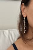 They're so dainty and lightweight! Bought them for a wedding and I got so many compliments - Kushali S.