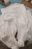 Mo me gusto el material. Se transparenta la ropa interior. - Brenda O.