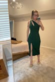 Great dress. Feels good and true to size - Melissa T.