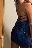 The color is just what I expected, it has a fabric underneath that makes you feel safe, the length is perfect, I LOVE IT, I'm going to use it for a wedding I'm invited to, the only detail to keep in mind is that it is complicated to arrange the strips so if (like me) you have to get ready alone, be patient and take your time. - Leila M.