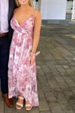 It looked just like the picture online. Perfect for a summer wedding. - Lauren L.