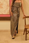 The material is soft and the sequin do not irritate the skin:) - Prerna K.
