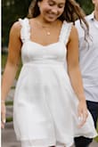 This dress did NOT disappoint! I purchased it for my engagement photos and it looked absolutely beautiful from every angle! I would give this 5 stars every day of the week and worth every penny! - Leah K.