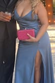 Recibi muchos Elogios, por color, material y por su ajuste perfecto; me quedo muy precioso; pedí Small y no debí modificar nada, fue Perfecto!! todas las chicas me preguntaban donde lo compre. Gracias - Maria B.