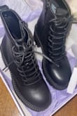 I would buy them again 3 more times. The most comfortable and durable, above all. They are the real war machines - Sofia L.