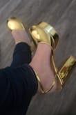 I love them because they are my favorite color. I like the shine and they look fine and fit well. I love to shine and even more so if it is on my feet! - Kenia R.